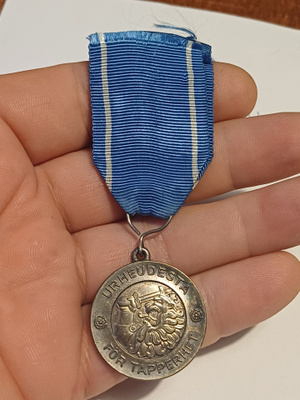1.lk Vapaudenmitalli 1941, hopeaa.