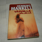Henning Mankell Väärillä jäljillä -sid - pikkukuva 1