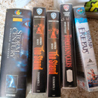 Stephen King VHS-paketti (5 kasettia) – Tukikohta 1&2, Kolku - pikkukuva 5