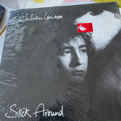 JULIAN LENNON: Stick Around * 12” * EUR 1986