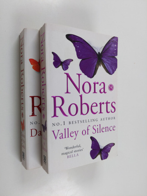 Nora Roberts : Dance of the Gods ; Valley of Silence (2 k...
