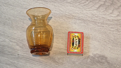 Pieni maljakko