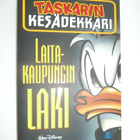AKU ANKAN TASKUKIRJA TASKARIN KESÄDEKKARI LAITAKAUPUNGIN LAK - pikkukuva 1