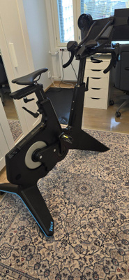 Tacx Neo Smat T8000 Harjoittelupyörä