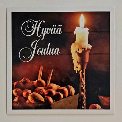 "Kynttilä" koko 11,5 x 11,5 cm-KULKEMATON JOULUKORTTI