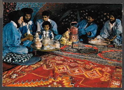 Länsi-Sahara (Espanjan Sahara) - teehetki teltassa