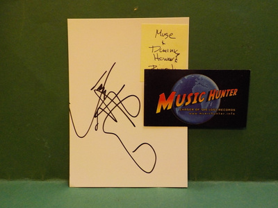 MUSE - DOMINIC HOWARDIN NIMIKIRJOITUS