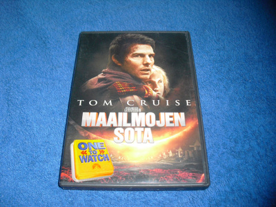 MAAILMOJEN SOTA (Tom Cruise)***