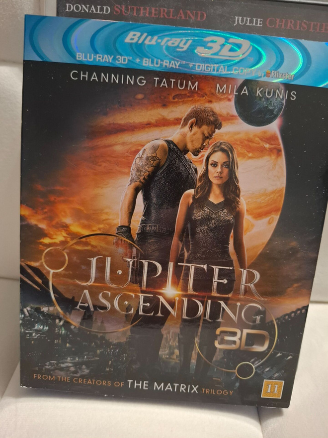 Jupiter Ascending -  Nouseva Jupiter 3D Bluray