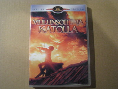 VIULUNSOITTAJA KATOLLA ( Topol )