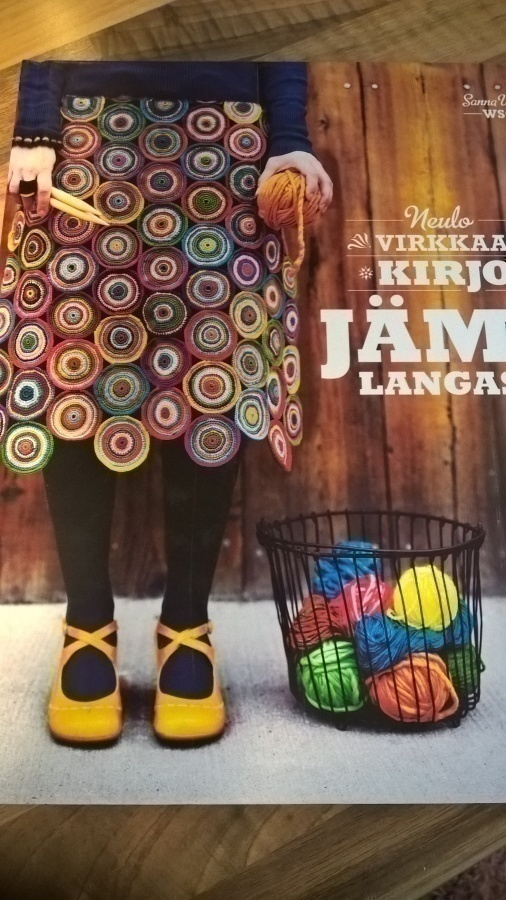 Sanna Vatanen: Neulo. Virkkaa. Kirjo. Jämälangasta!