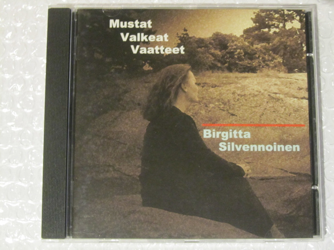 Birgitta Silvennoinen • Mustat Valkeat Vaatteet CD