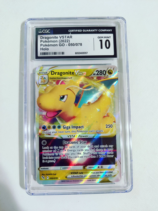 Dragonite VSTAR - Pokemon GO 050/078 Holo CGC 10