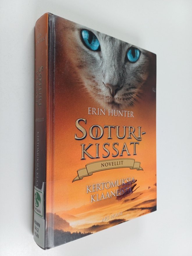 Erin Hunter : Kertomuksia klaaneista