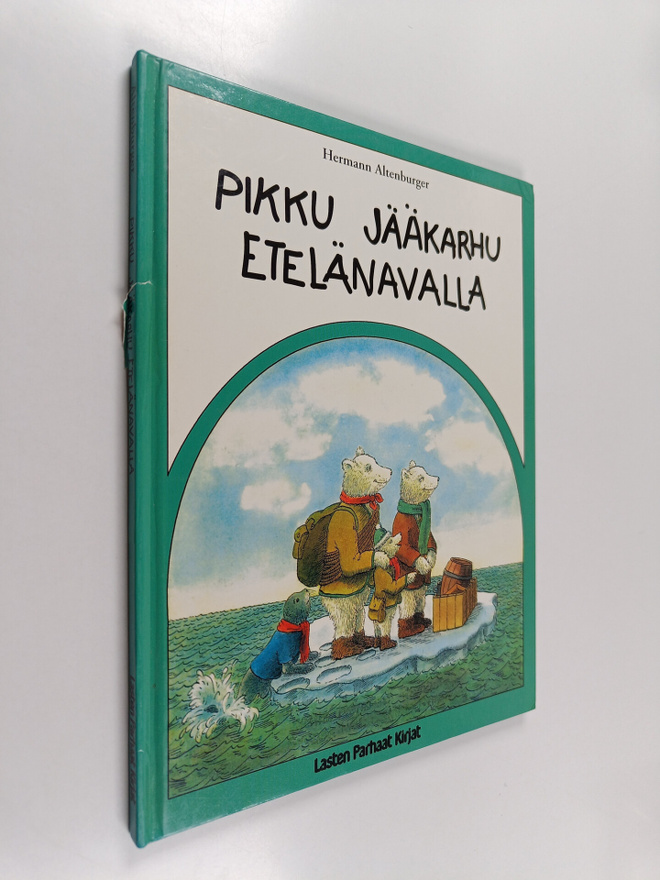 Hermann Altenburger : Pikku jääkarhu Etelänavalla