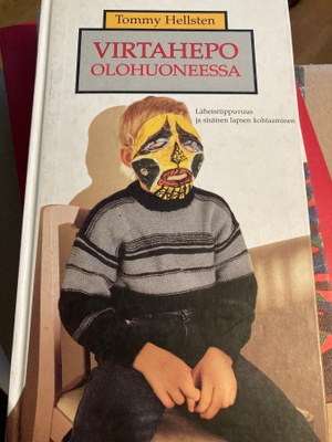 TOMMY HELLSTEN: VIRTAHEPO OLOHUONEESSA