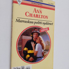 Ann Charlton : Marraskuu poltti sydämet - pikkukuva 1