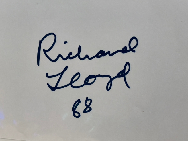 Richard Lloyd / Television nimikirjoitus paperilla