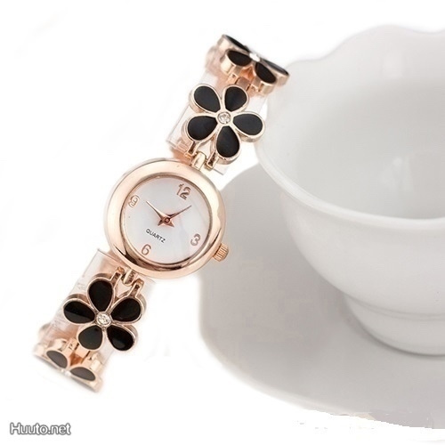 112 .. Unisex Casual Crystal Dial Kaunis .. Rannekello