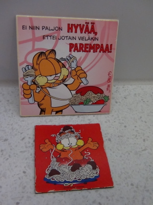 KARVINEN - GARFIELD MAGNEETIT 2 kpl
