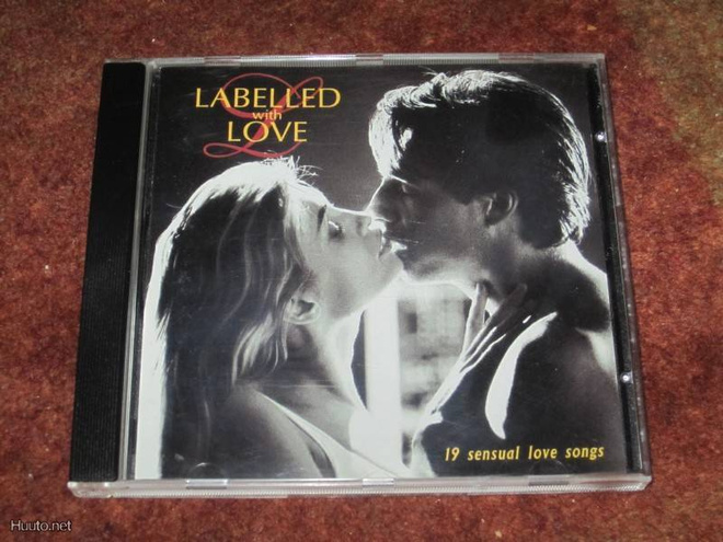 LABELLED WITH LOVE CD hieno rakkauslaulukokoelma