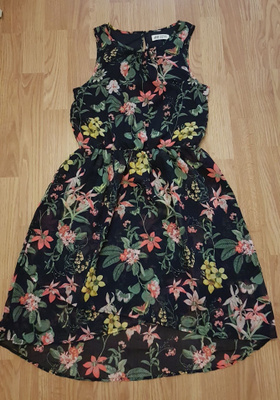 Uusi/hyvä vaatepaketti koko 158/164 cm