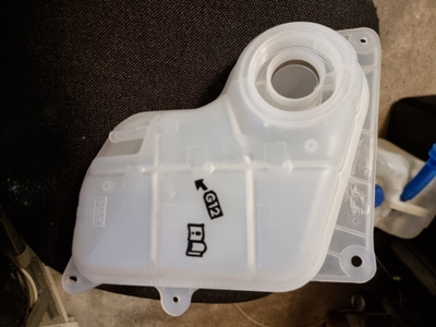 Vw 1996-2005 paisuntasäiliö Mahle "UUSI"