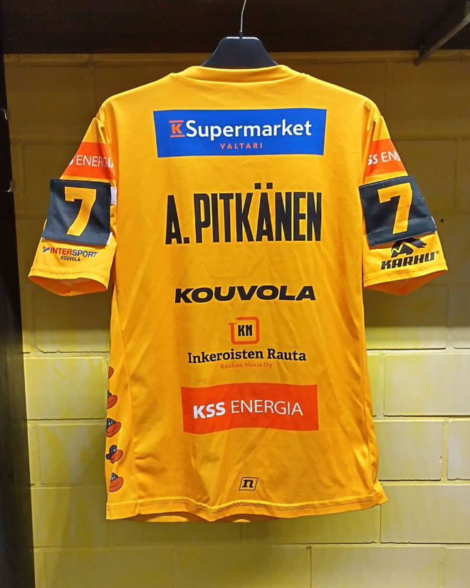 KPL Akseli Pitkänen Game Worn vieraspelipaita
