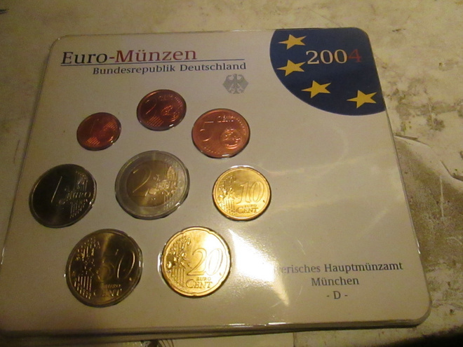 BU- setti Saksa 1c - 2euro 2004 rahapaja "D" Munchen