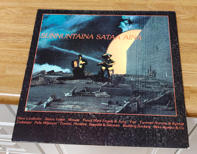 Sunnuntaina sataa aina LP