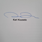 Kari Kuusela : Santahaminan upseerikerho 1955-2005 (signe... - pikkukuva 3