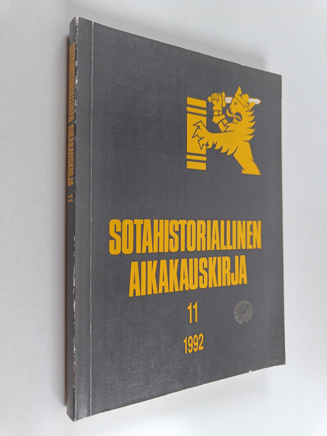 Sotahistoriallinen aikakauskirja 11