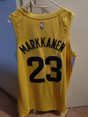 Uusi käyttämätön NBA Utah Jazz Lauri Markkanen pelipaita