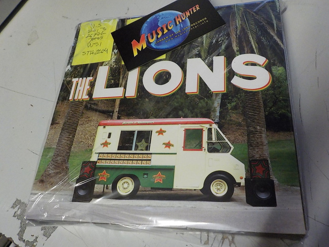 LIONS - THIS GENERATION UUSI 7x7'' SINGLE BOKSI