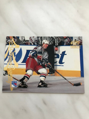 1997-98 Pacific Paramount Wayne Gretzky #115