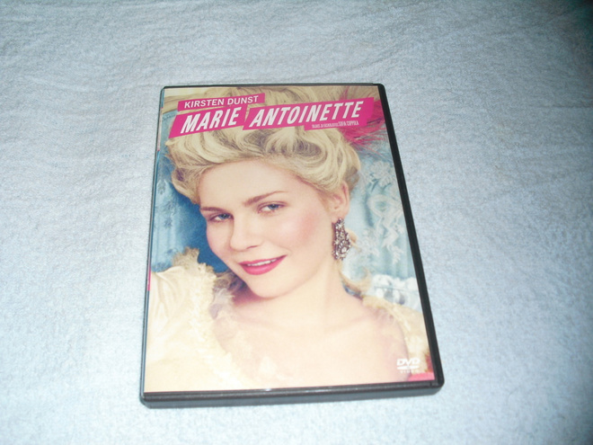MARIE ANTOINETTE (Kirsten Dunst) 2006***