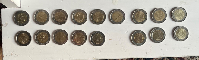 2€ Juhlarahoja / erikoiseuroja