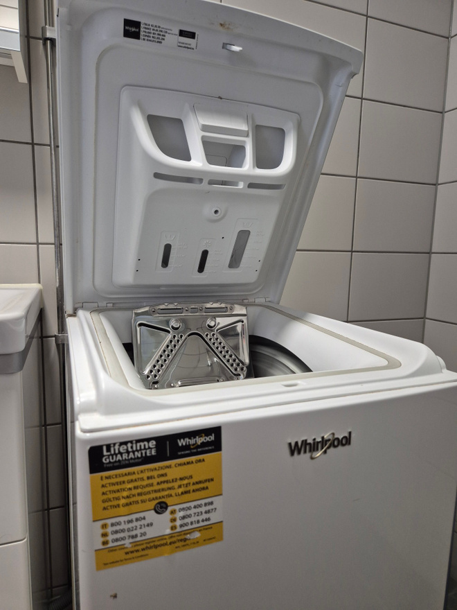 Whirlpool Zen 6th Sense 7 kg, hyvin vähän käytetty