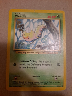 Weedle 99/110 Legendary Collection - Common card