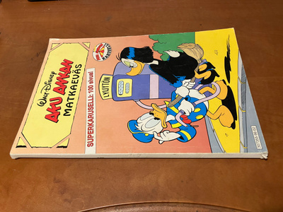 DISNEY AKU ANKAN KARUSELLI MATKAEVÄS
