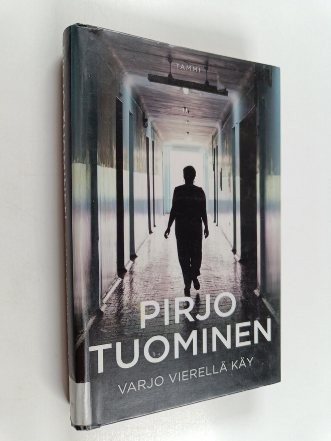 Pirjo Tuominen : Varjo vierellä käy