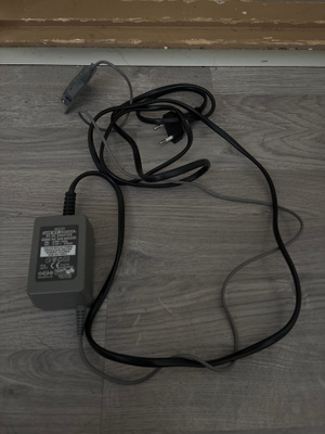 Game Boy Advenve AC/DC adapteri