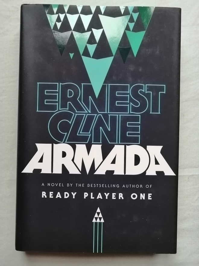 Cline, Ernest: Armada (eng. kovakantinen)