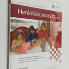 Sakari Mäkelä ym. : Henkilökuvaus digikameralla - pikkukuva 1