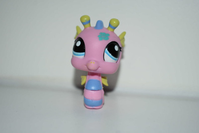 Littlest pet shop merihevonen LPS vaaleanpunainen