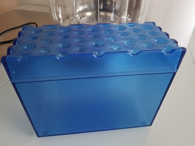 Koziol / Koziolin BRØD sininen Näkkärilaatikko / Näkkäriboxi