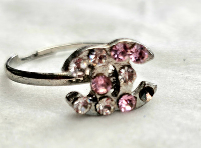 Adjustable Pink Crystal Ring – Elegant Rhinestone Fashion