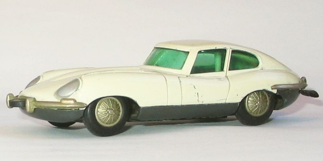 Schuco Micro Racer Jaguar E-type coupe, 1:40