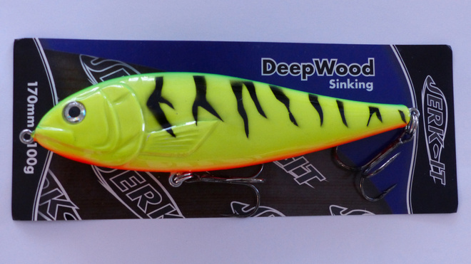 JERK-IT DeepWood 170mm, 100g Väri: DW-02 "Sinking"