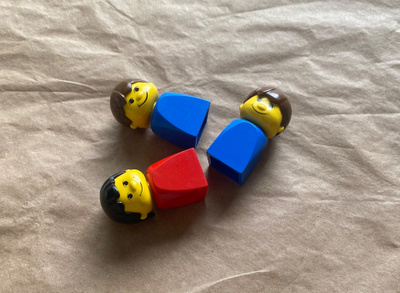 Vintage LEGO Basic Figure Blue & Red Finger Puppet Figuurit